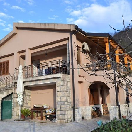 Guest House Radoman Virpazar Exteriér fotografie
